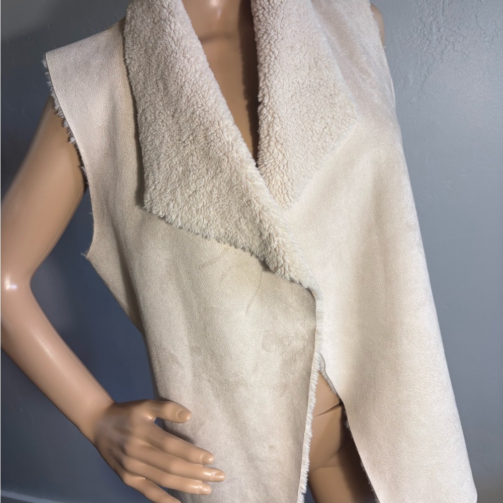Madison And Lola Faux Suede And Sherling Vest Size XS